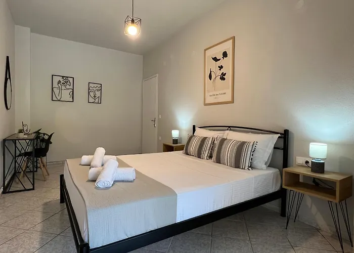 Iraklis Central Apartment