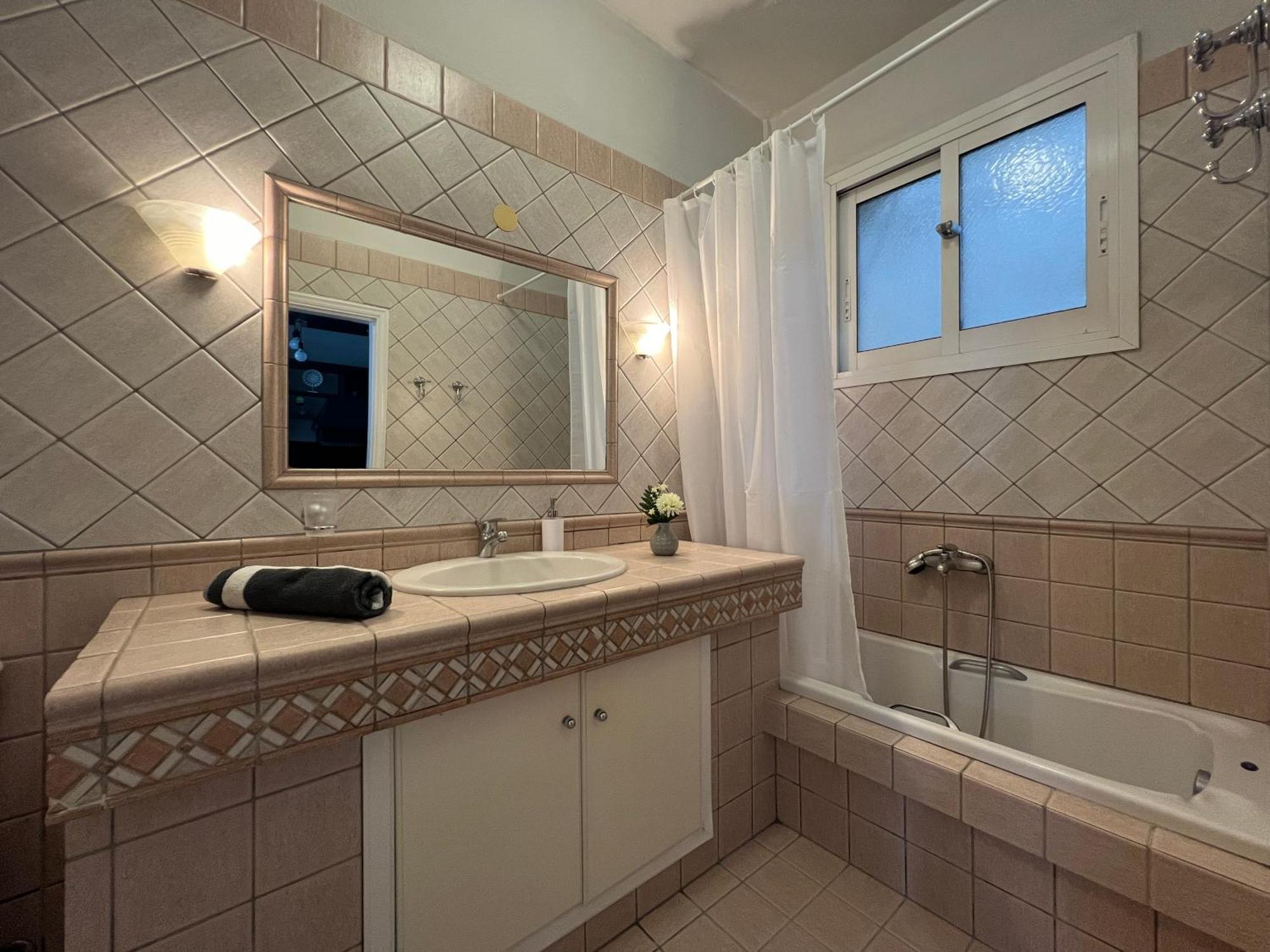 Apartment Iraklis *